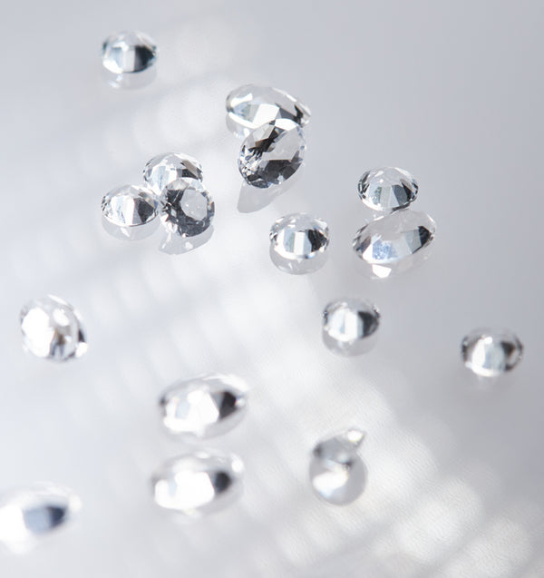 Ensemble de pierres transparentes