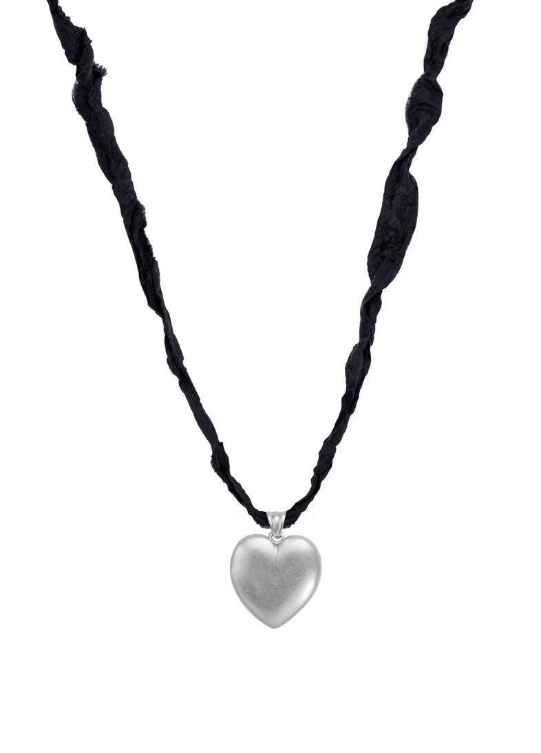 Heart Black Silver Necklace