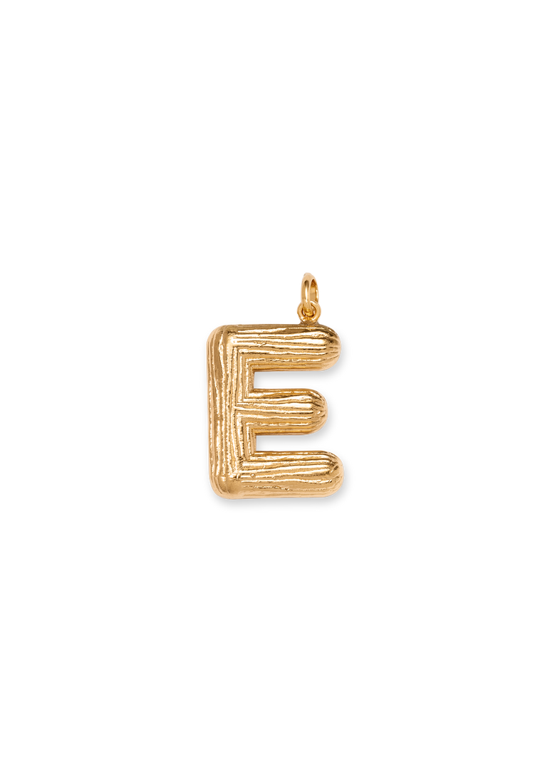  Necklace with the letter E 