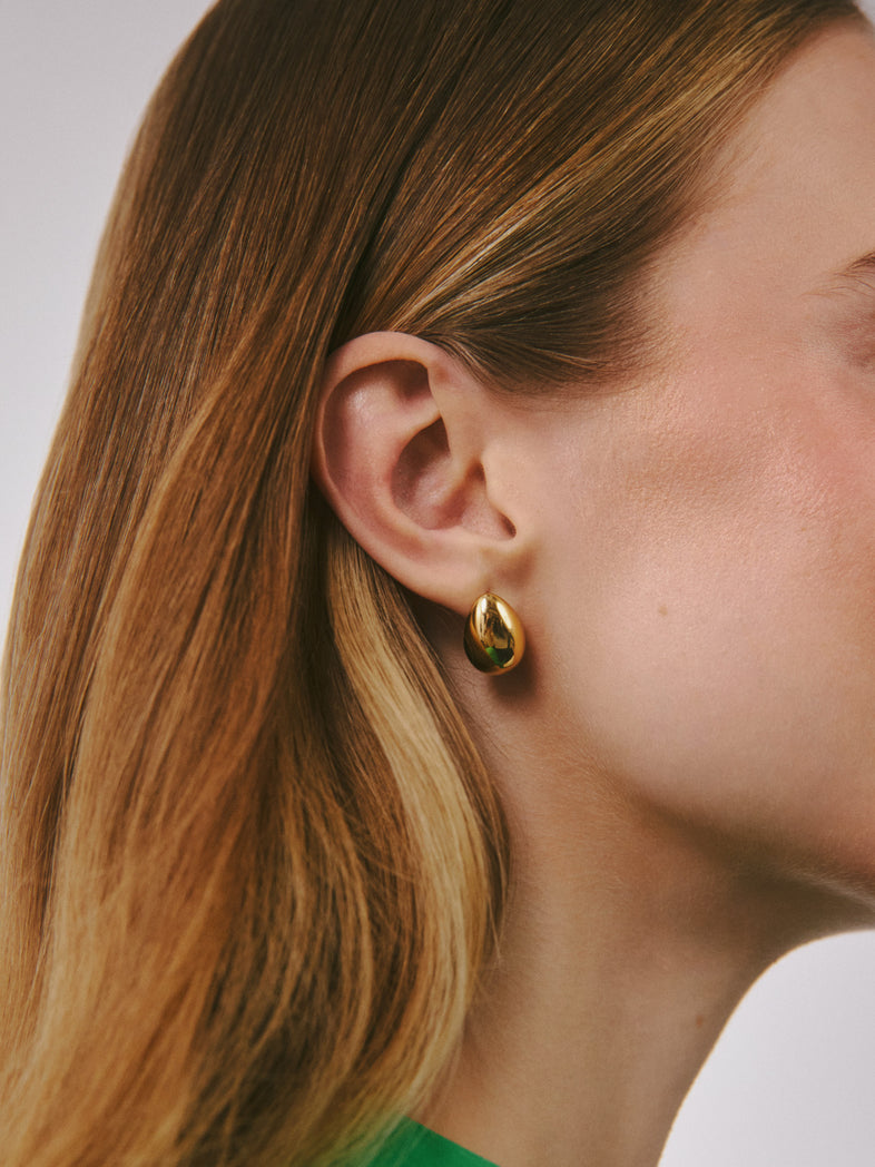  Gold-plated drop earrings 1 