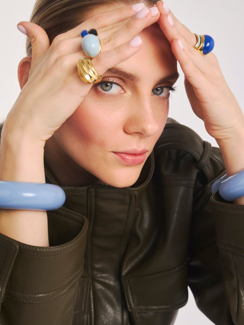  Grande bague avec émail bleu 4 