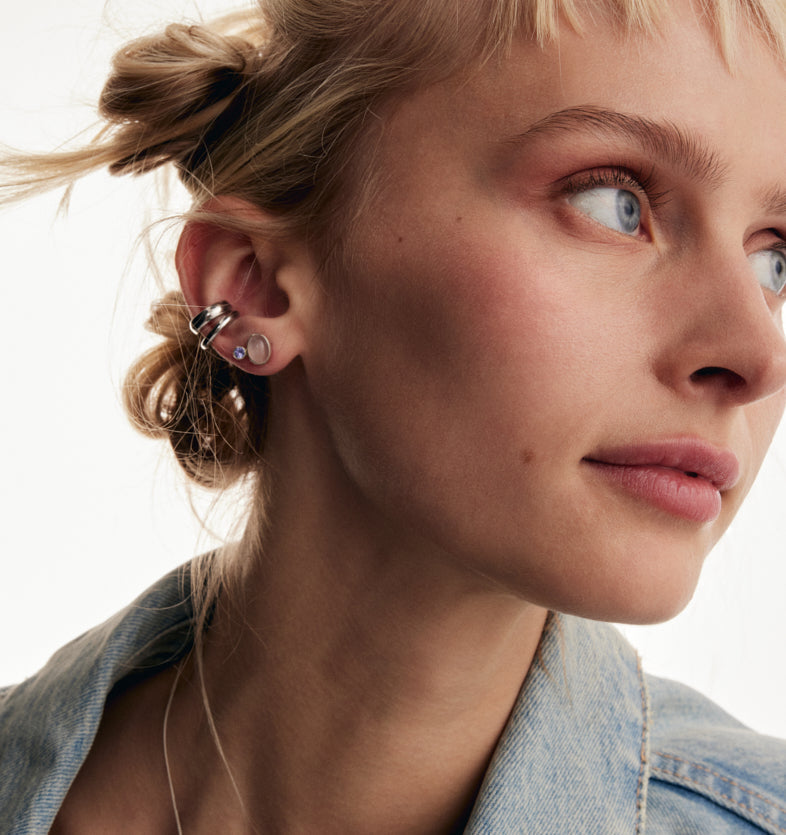 Bonbon White Moonstone Silver earrings