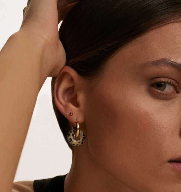  Pozłacane kolczyki koła z kamieniem (jaspis dalmatyński) - zestaw z małą kulką