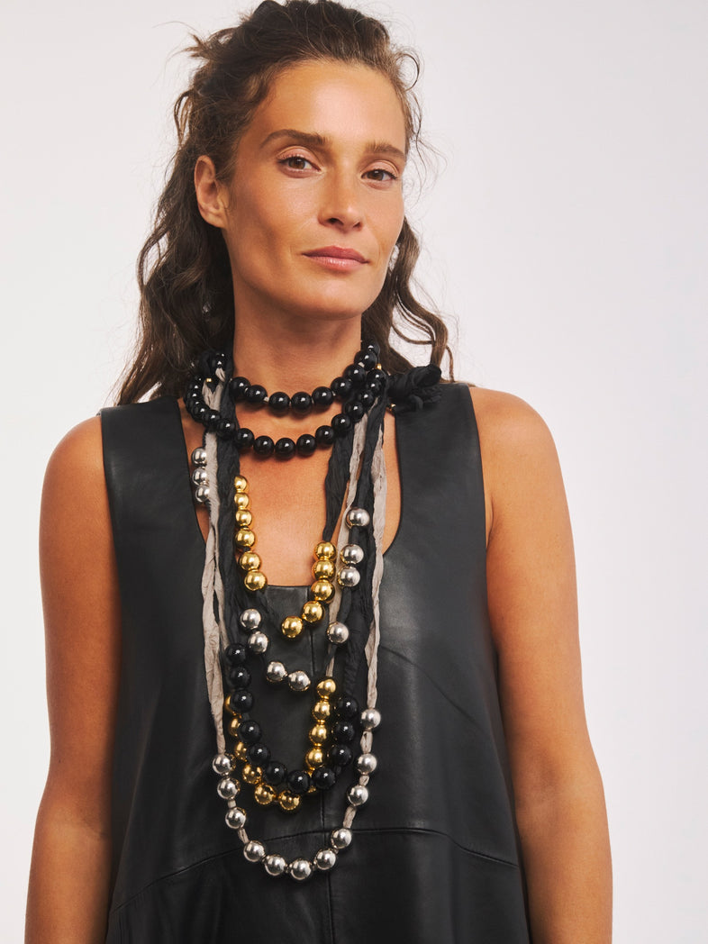  Set korali z żywicy na wstążce w kolekcji Splash Bubbles od Berries 